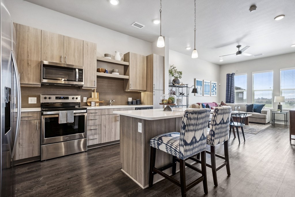 Stainless steel kitchen appliances - Rise at 2534