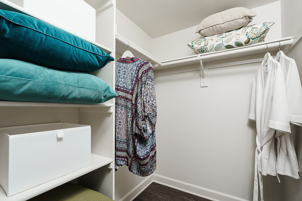 The Cascades Apartments walk-in closet