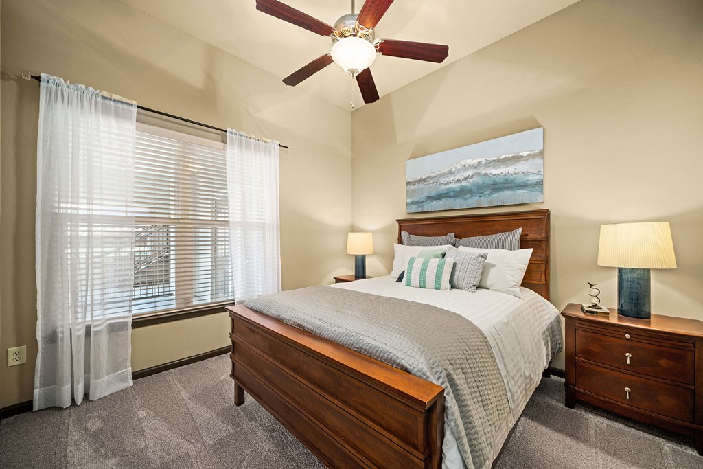 Foothills at Old Town Apartments large bedroom windows and ceiling fan