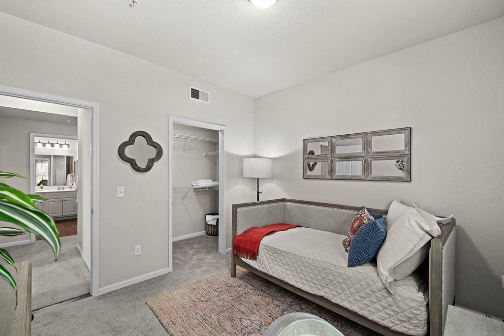 Spacious dens - Willow Spring Apartments