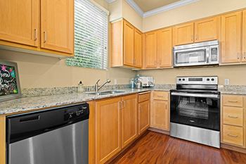 Quinn Crossing - 9- or 10-foot ceilings
