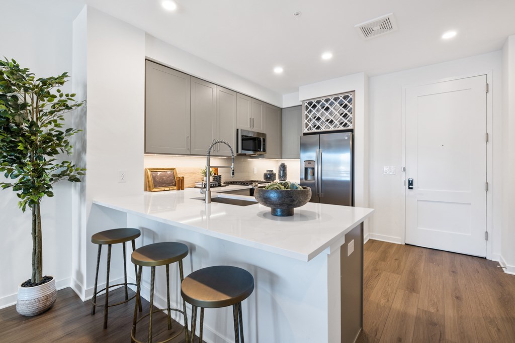 Quartz countertops - Stonehill at West Orange