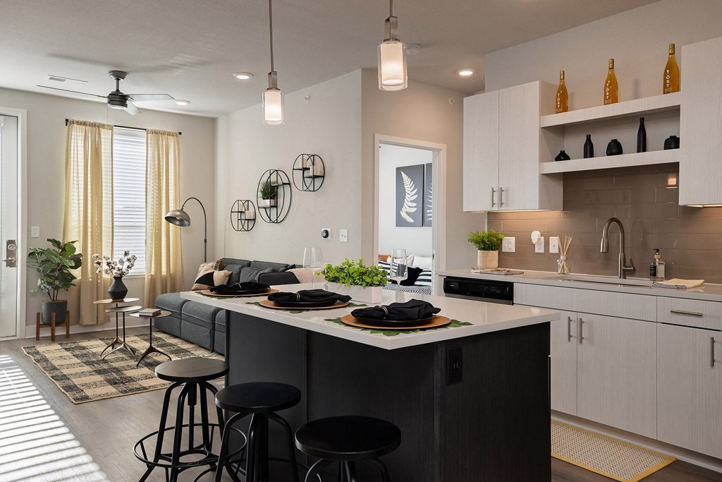 Element 25 9-foot ceilings