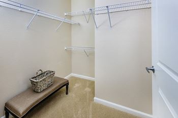 Windward Long Point Apartments - Spacious walk-in closets