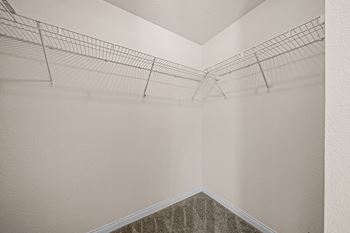 Mountain Shadows - Walk-in closet