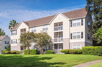 The Colony at Deerwood Apartments - Screened patios and balconies