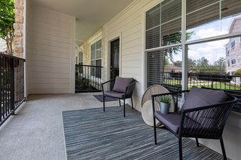 The Retreat at Cinco Ranch patios and balconies