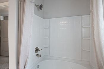 Corbin Greens Apartments shower heads