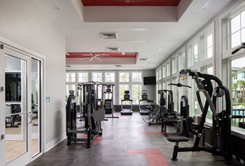 Drift Town Center East fitness center Drift Town Center East fitness center - Photo Gallery 6