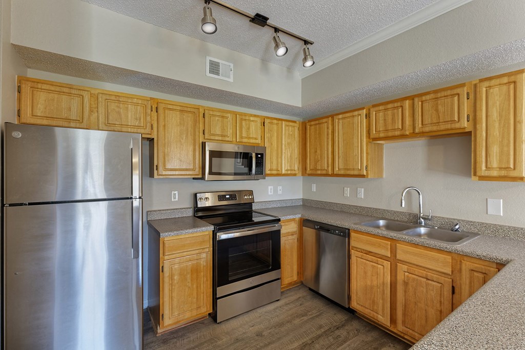 The Estates at River Pointe stainless steel appliances