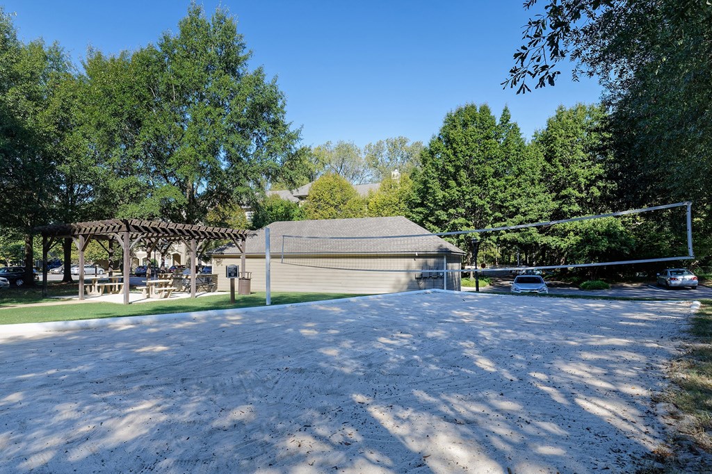 The Estates at River Pointe sand volleyball court