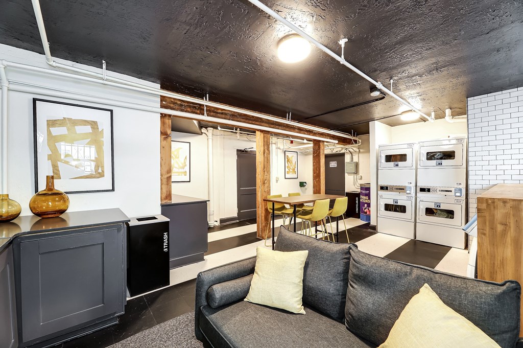 John Winthrop apartment interior