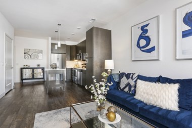 2590 Welton Studio-3 Beds Apartment for Rent - Photo Gallery 2