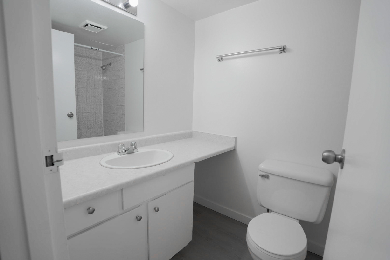 2 bedroom apartment - Fraser West, New Westminster - unit 112 5