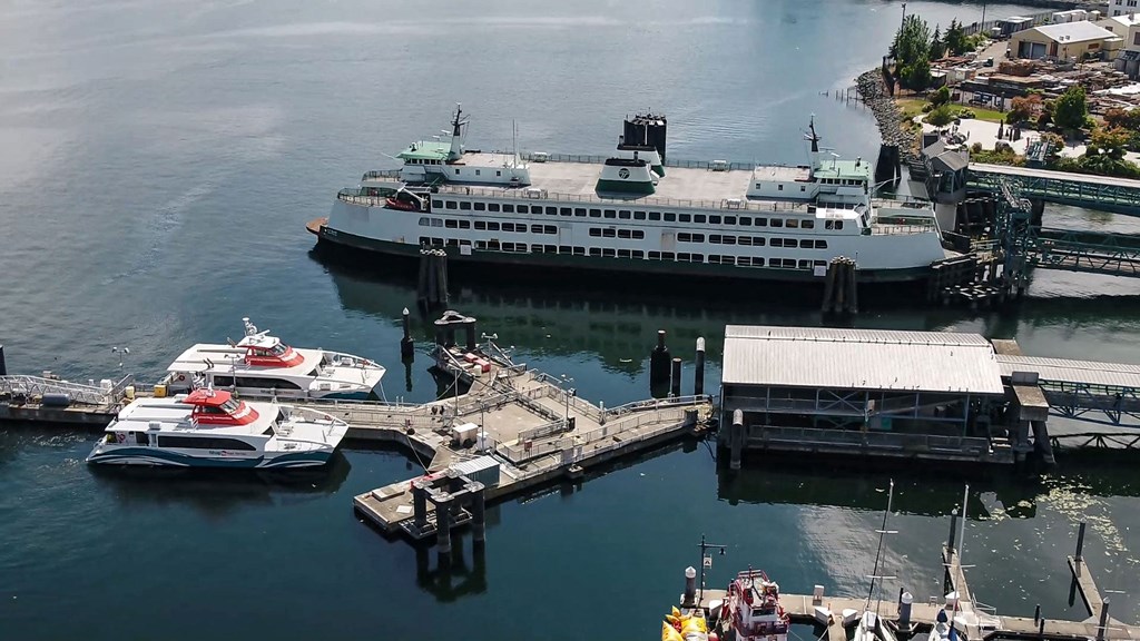 Neighborhood Shipment at Marina Square, Bremerton, Washington