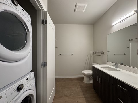 252 4Th Street Studio-1 Bed Apartment for Rent
