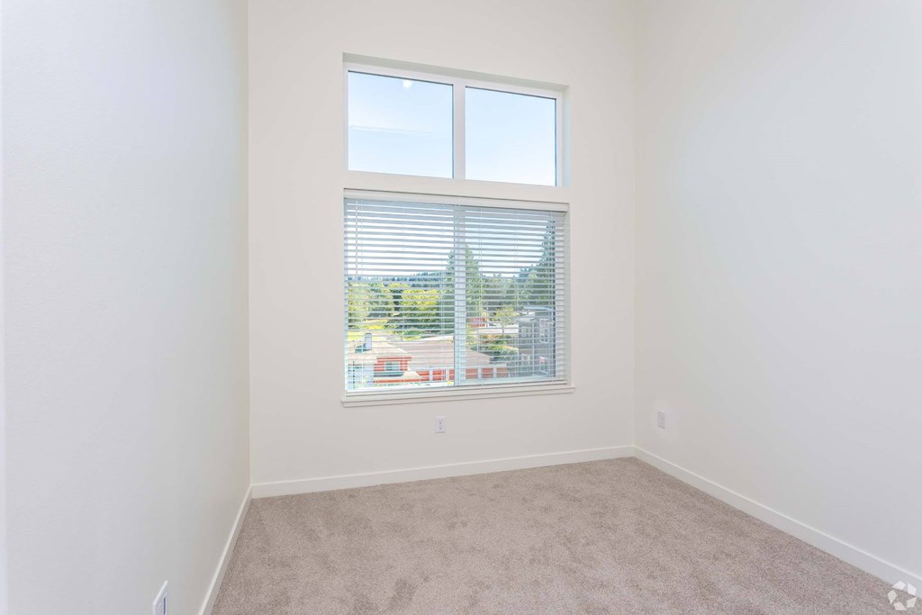 Vacant Bedroom at Plisko Place, Port Orchard, WA