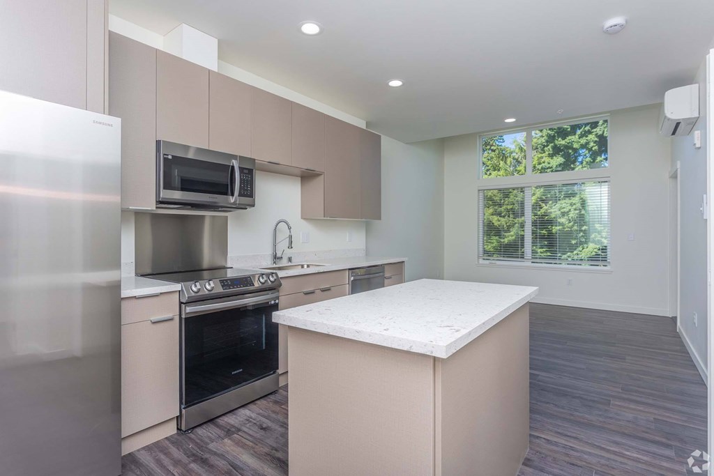 Fully Equipped Kitchen at Plisko Place, Port Orchard, WA