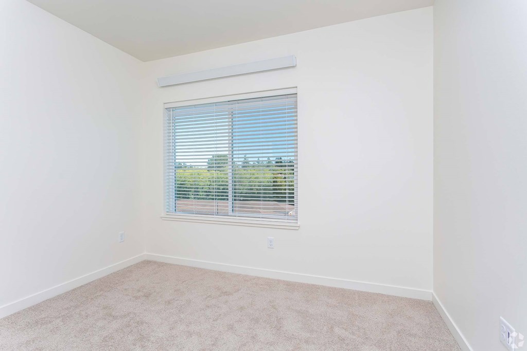 A room with a window covered by blinds. at Plisko Place, Port Orchard, WA, 98366