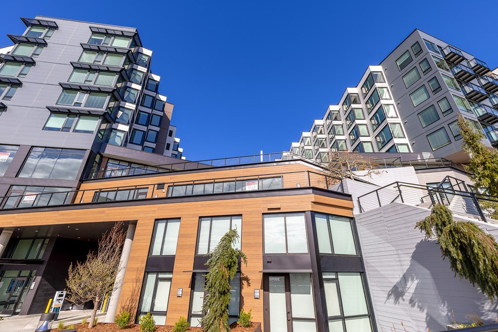 Front property view of Marina Square, Washington