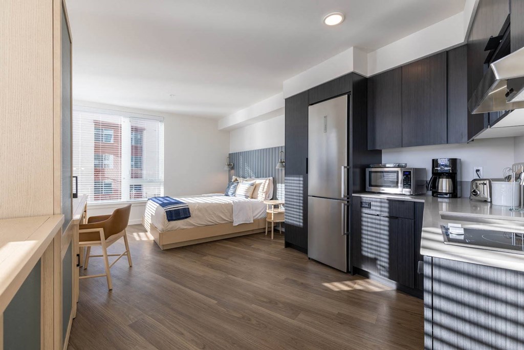 Studio at Marina Square, Bremerton