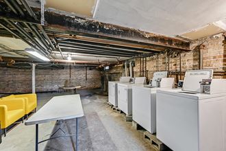 10627-33 S. Hale Ave