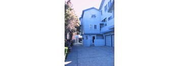 2 Bedroom / 1.5 Bath