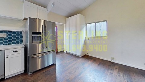 1605 Broadway Ave 4 Beds House for Rent - Photo Gallery 2