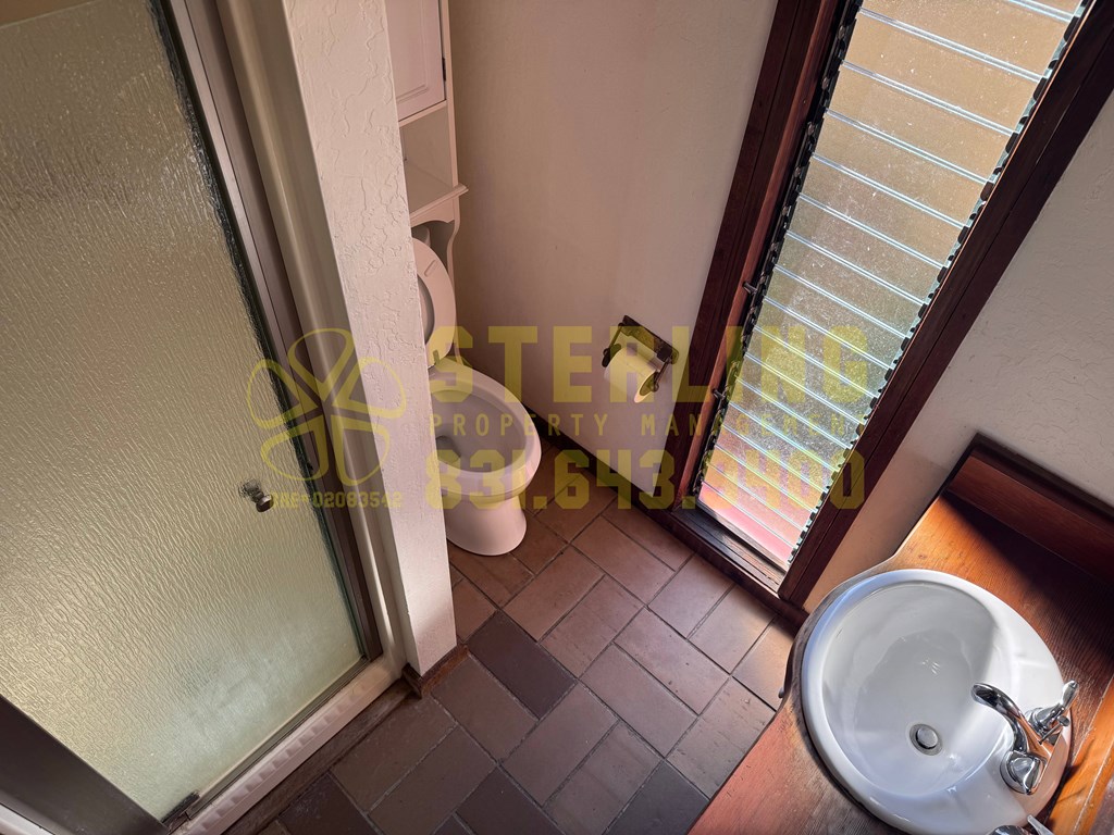 515 Archer Street Studio Duplex/Triplex for Rent - Photo Gallery 11