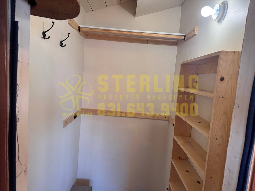 515 Archer Street Studio Duplex/Triplex for Rent - Photo Gallery 10