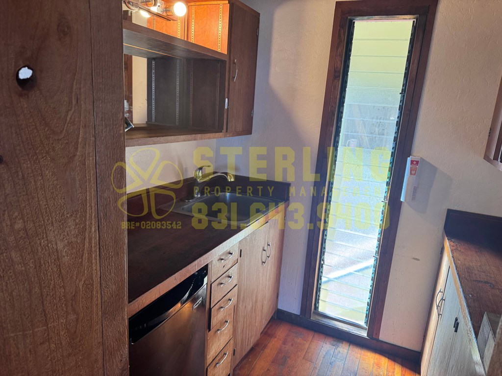 515 Archer Street Studio Duplex/Triplex for Rent - Photo Gallery 8