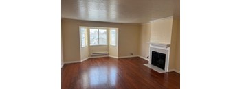 42 Stone Street Unit #10