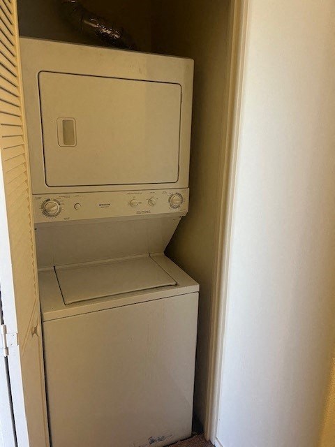 250 McClellan Avenue - Monterey