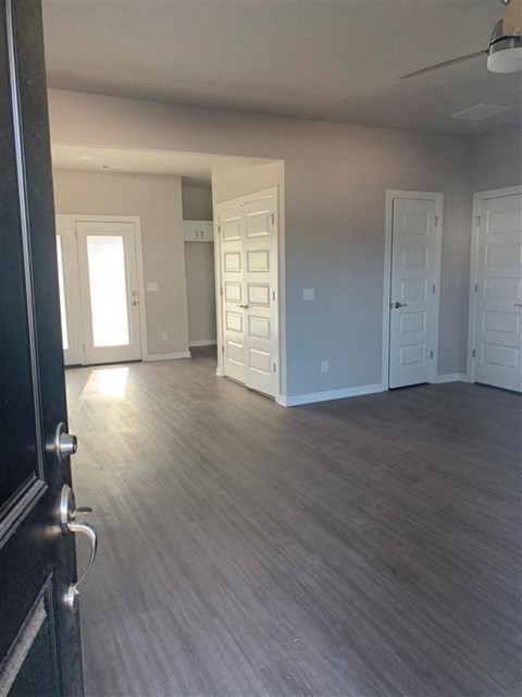 Spacious 3 Bedroom Townhomes Fayetteville AR