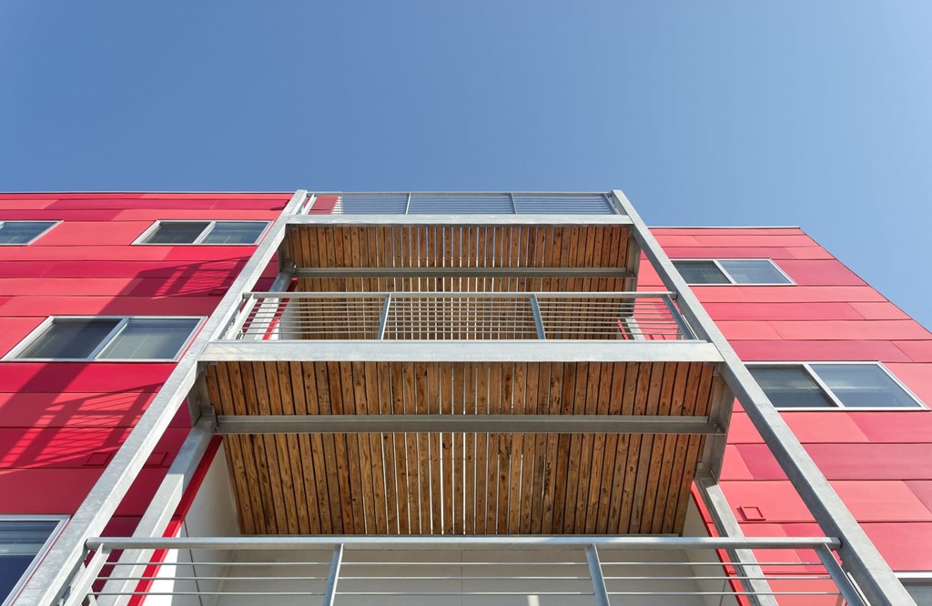 Des Moines Apartments Patio