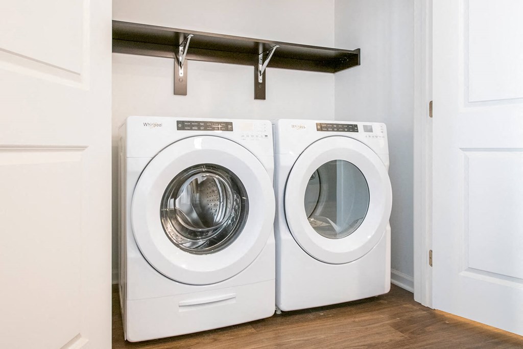 laundry at The Residences at Galleria, Kansas