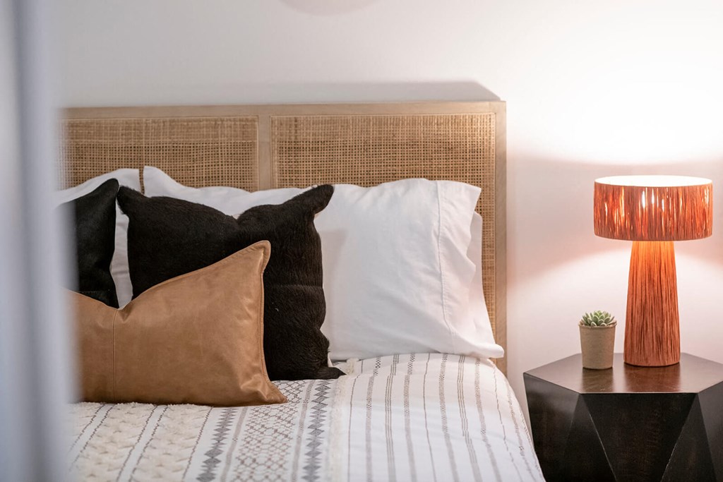 Luxury 1 Bedroom Apartments at The Residences at Galleria, Overland Park, Kansas