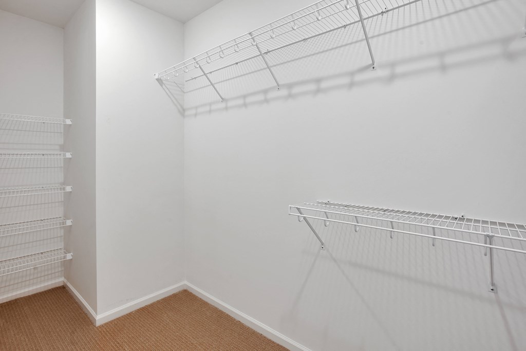 Closet at 44 Washington, Missouri, 64111