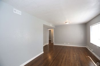 2 Bedroom Apartment Kansas City MO - Photo Gallery 15