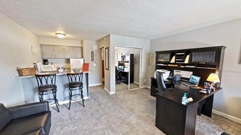 Studio Apartments Gladstone MO - Photo Gallery 4