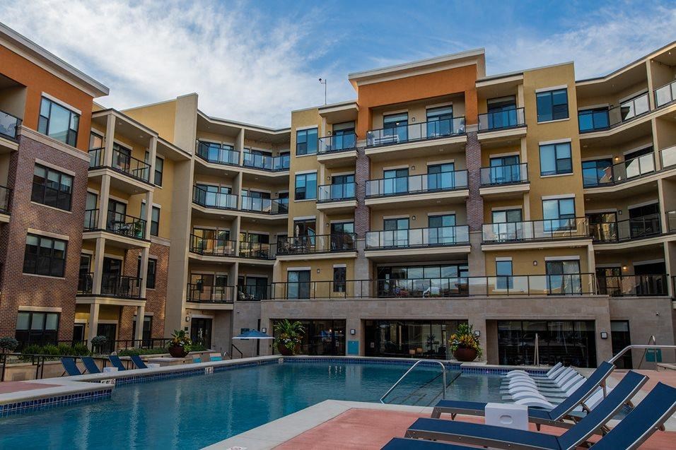 Swimming pool side area with building area at 44 Washington, Missouri