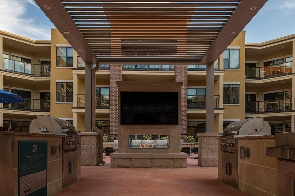 outdoor seating at 44 Washington, Missouri at 44 Washington, Kansas City