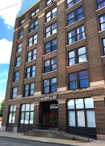 Lofts at 415 Apartments in St. Joseph MO - Photo Gallery 2