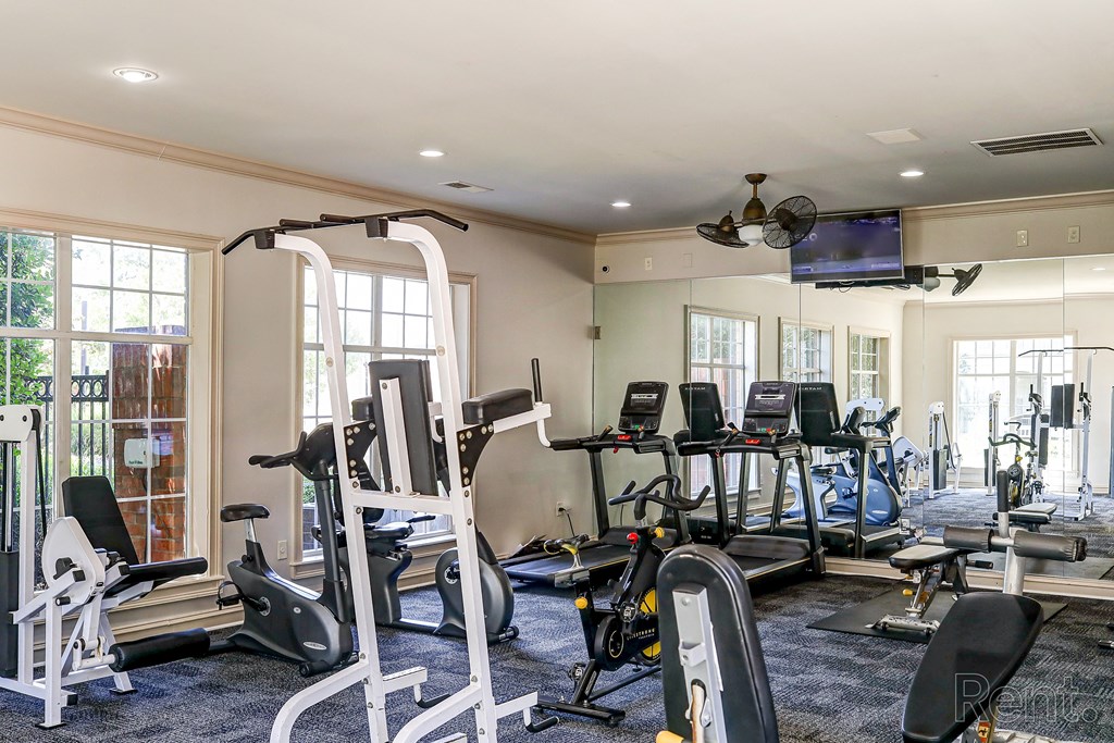 Apartment Community Gym Amenity located in Lawrenceville, GA