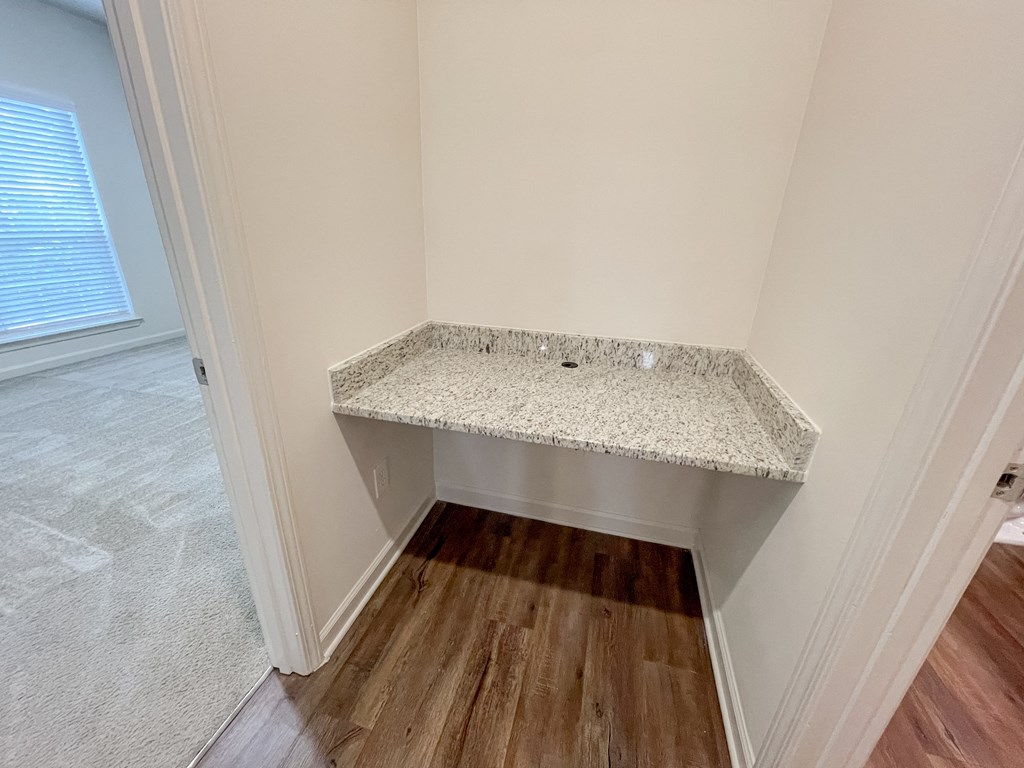 Apartment Home Built-In Desk located in Lawrenceville, GA