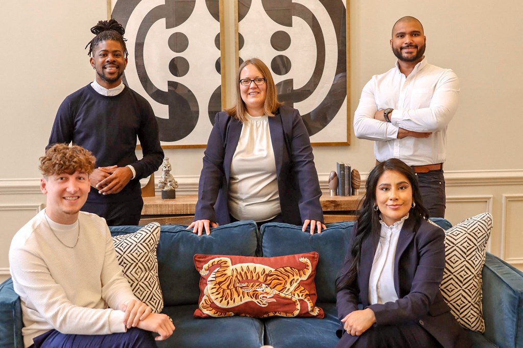 Experienced and Knowledgable Leasing Team at The Crest at Sugarloaf Apartment Community Located in Lawrenceville, GA