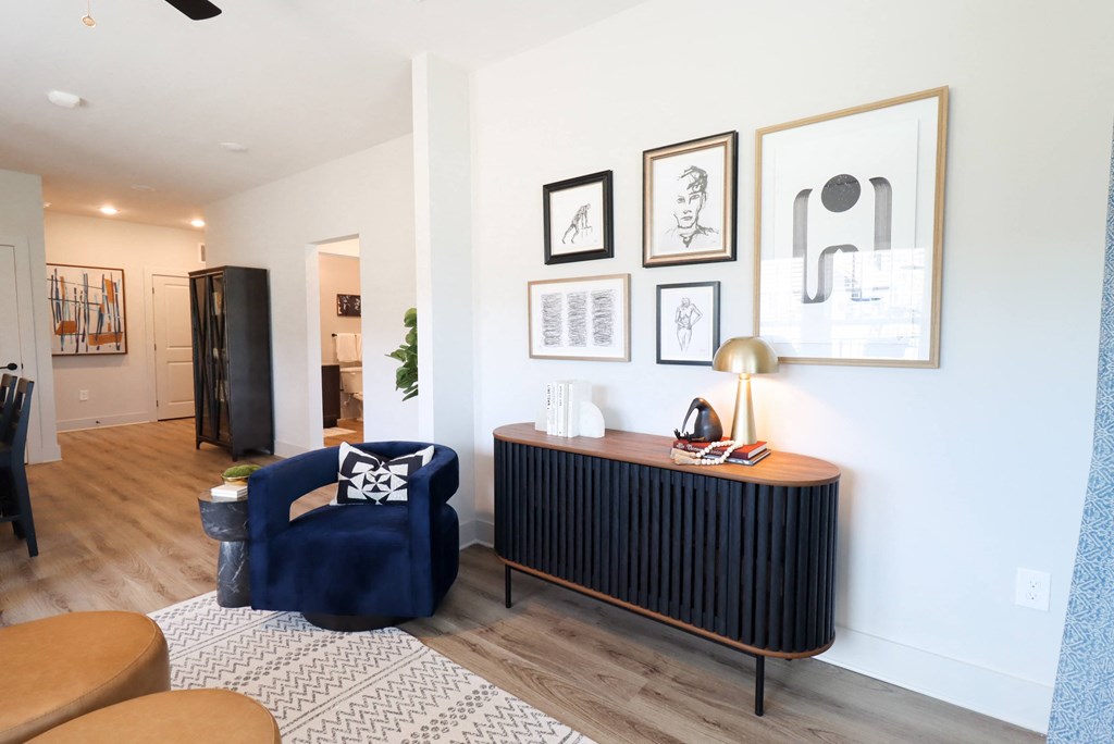 The Crest At South Point is a similar property to Woodlands Creekside located in McDonough