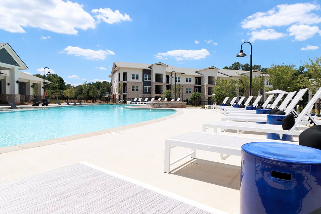 Swimming at The Crest at South Point Apartments, Georgia