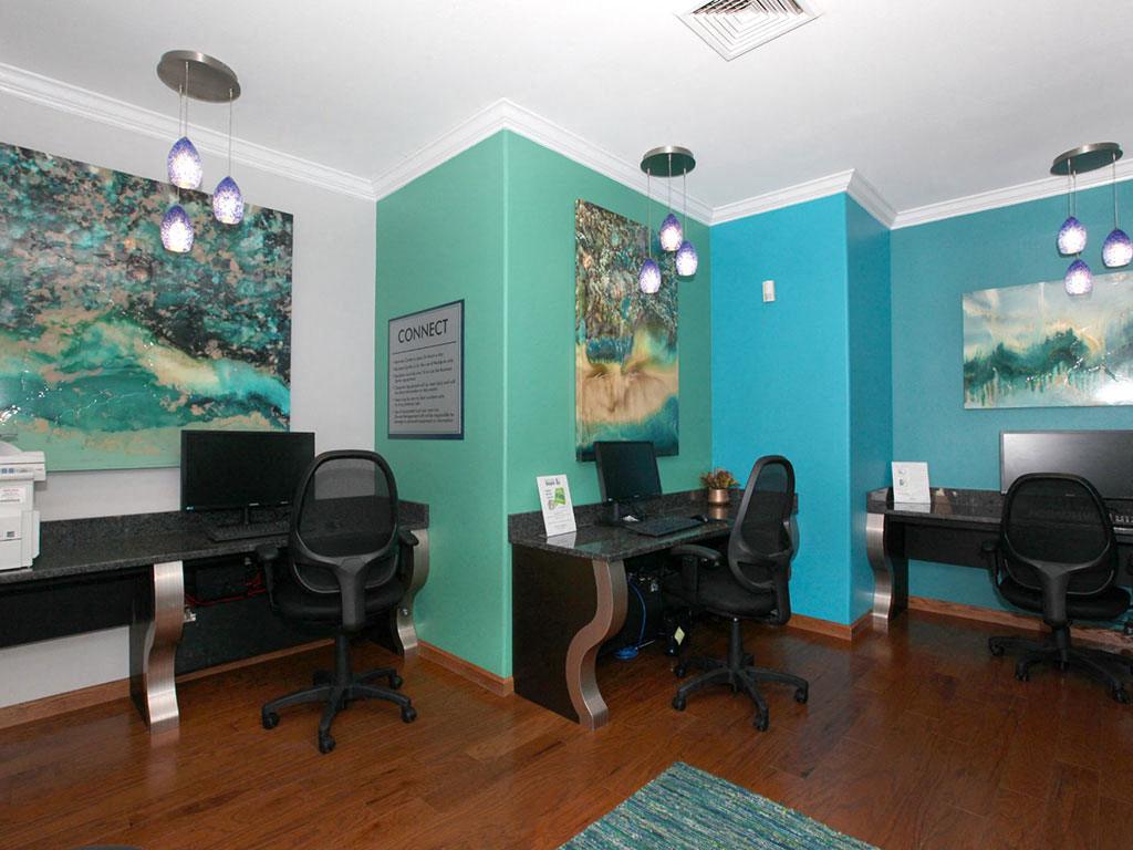 Berkshire Annapolis Bay