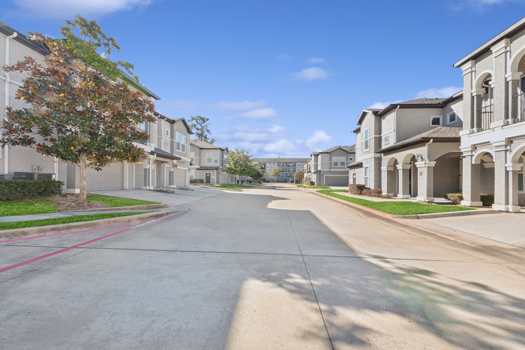 08_Berkshire Woodland_Garages_resized